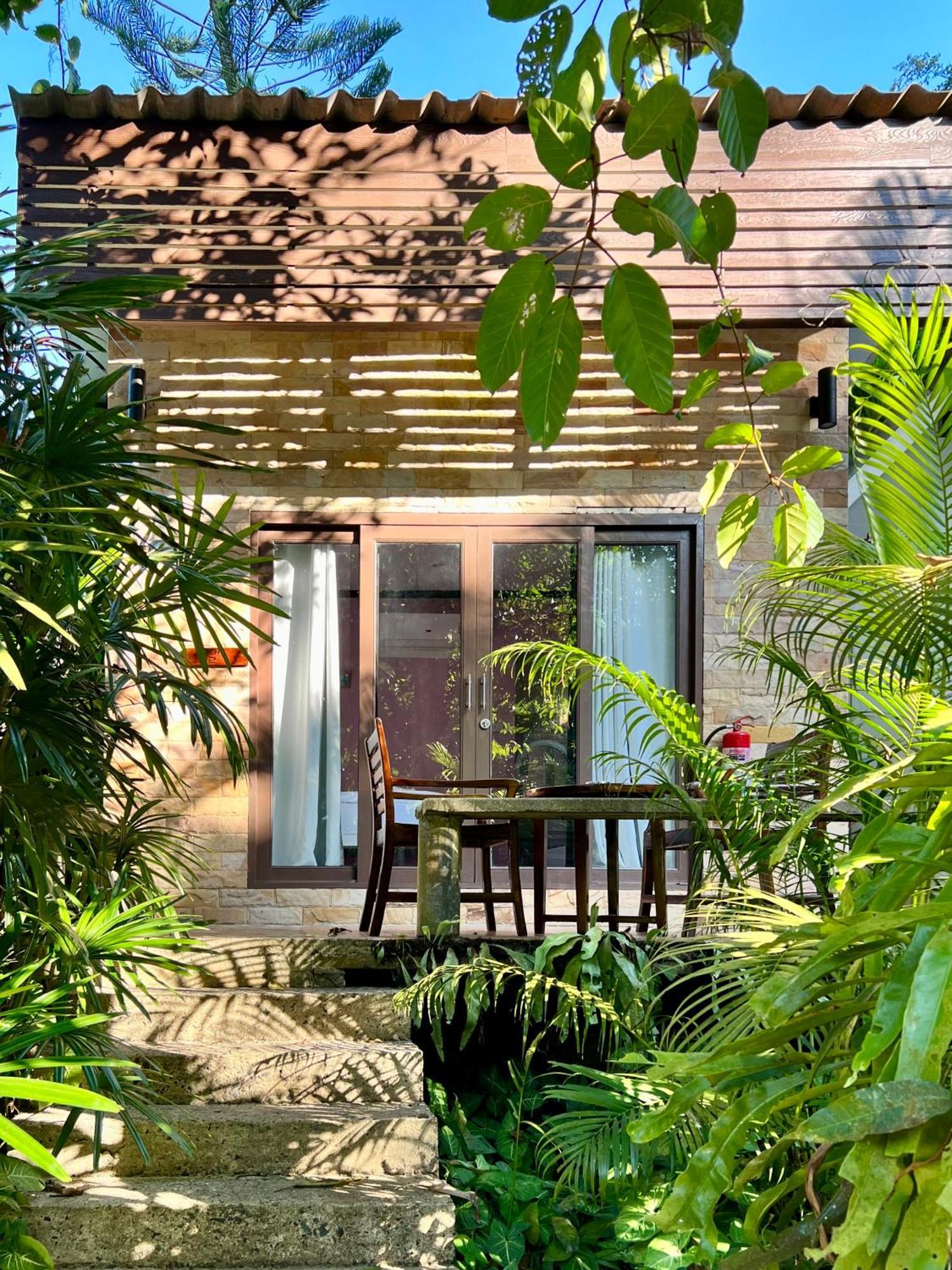 Wave-F Hotel Ko Kut Exterior photo