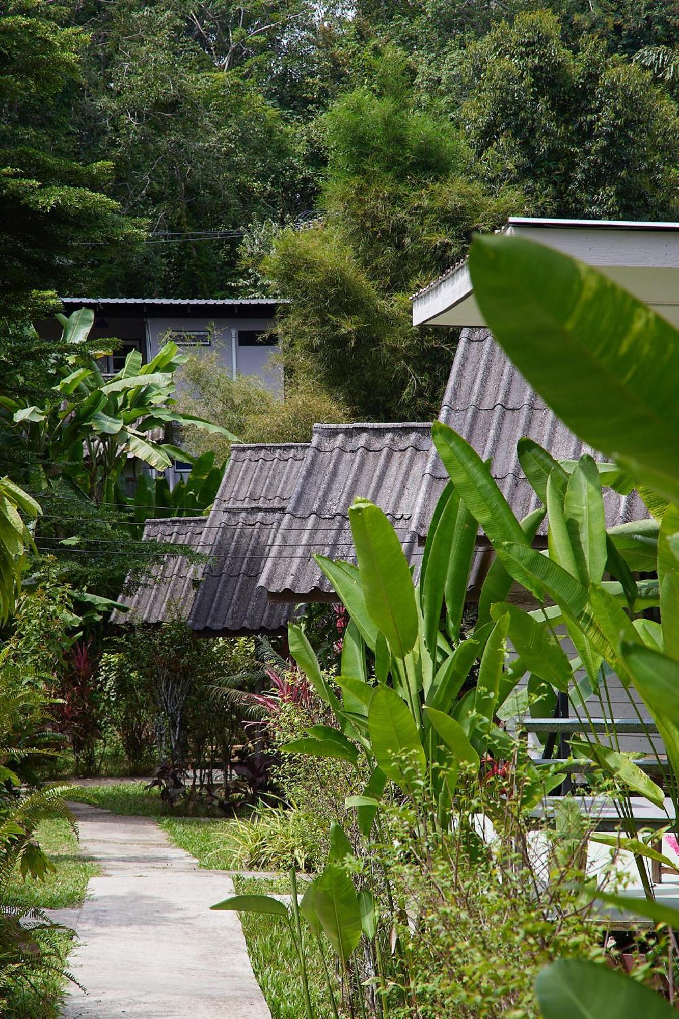 Wave-F Hotel Ko Kut Exterior photo